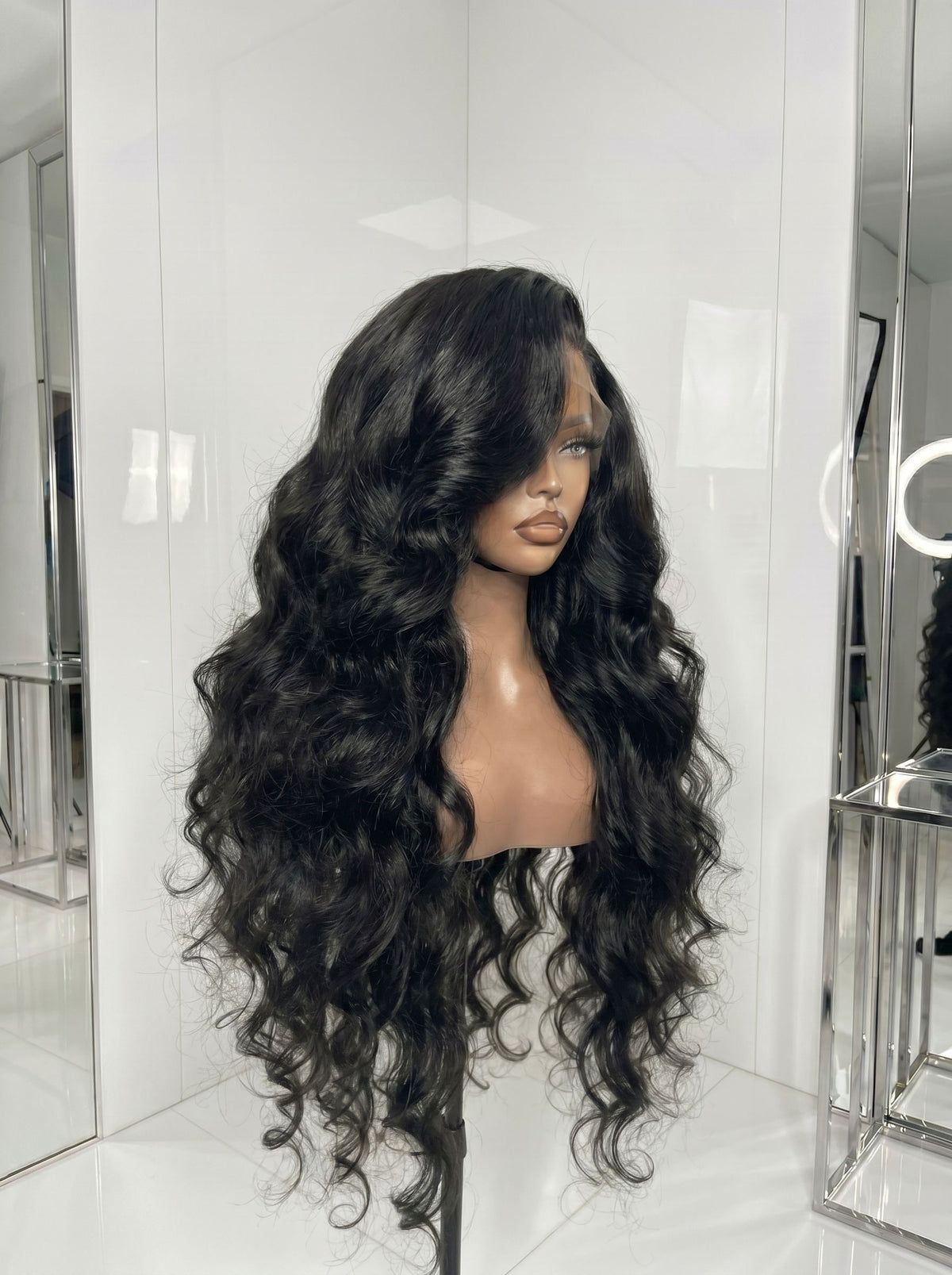 BELLA | RAW WAVY FRONTAL WIG