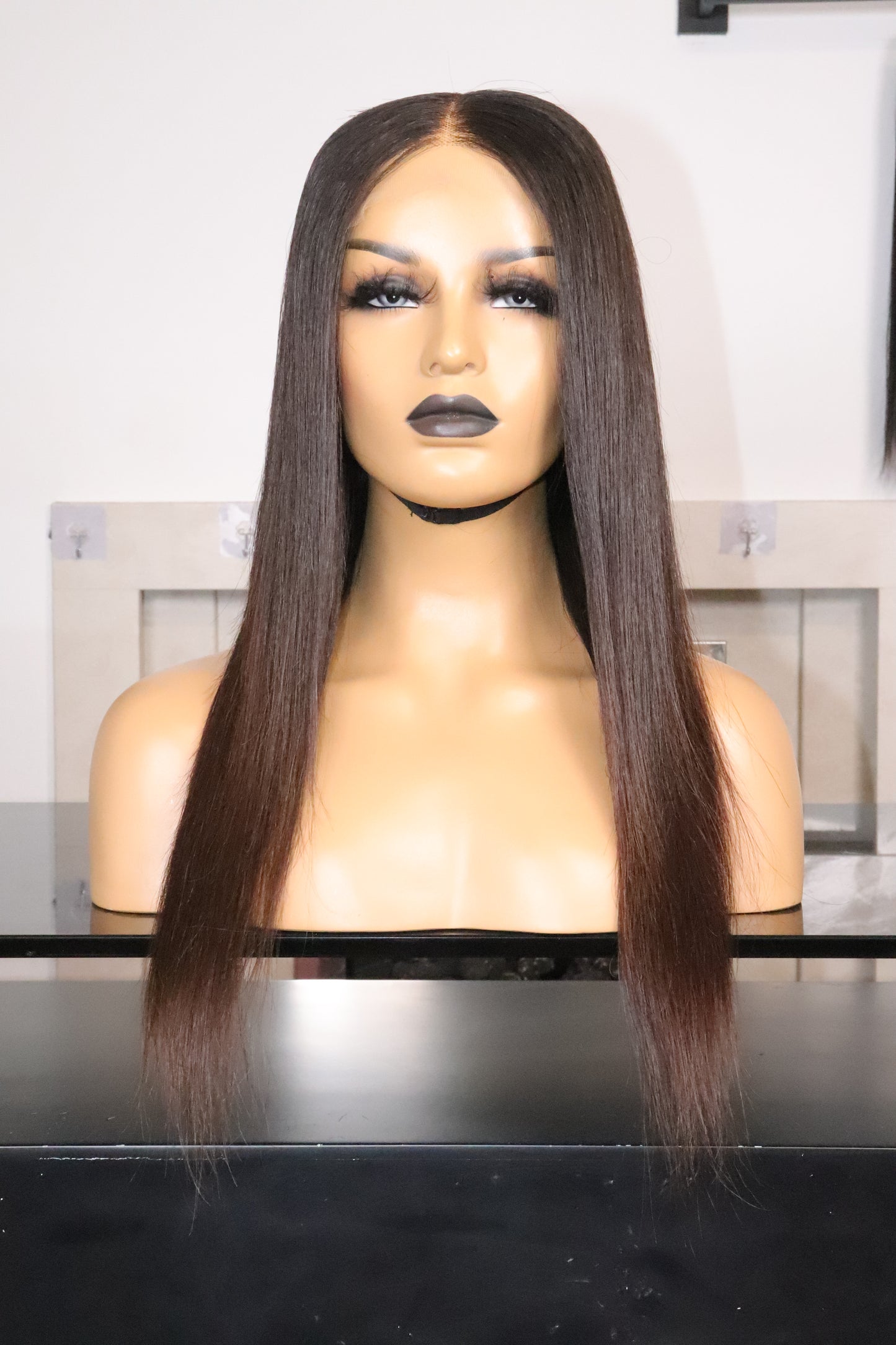 TALIA | RAW STRAIGHT CLOSURE WIG