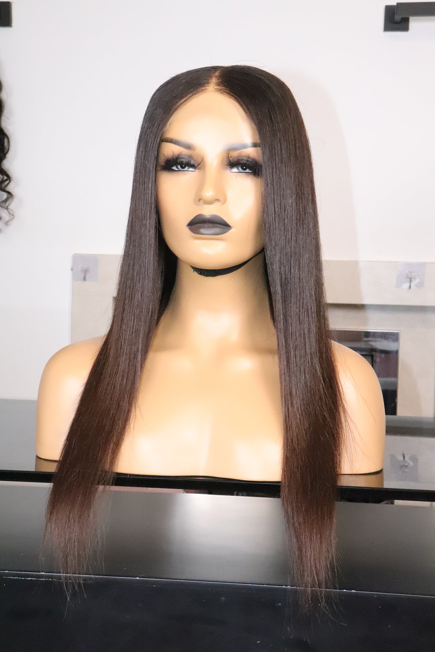 TALIA | RAW STRAIGHT CLOSURE WIG