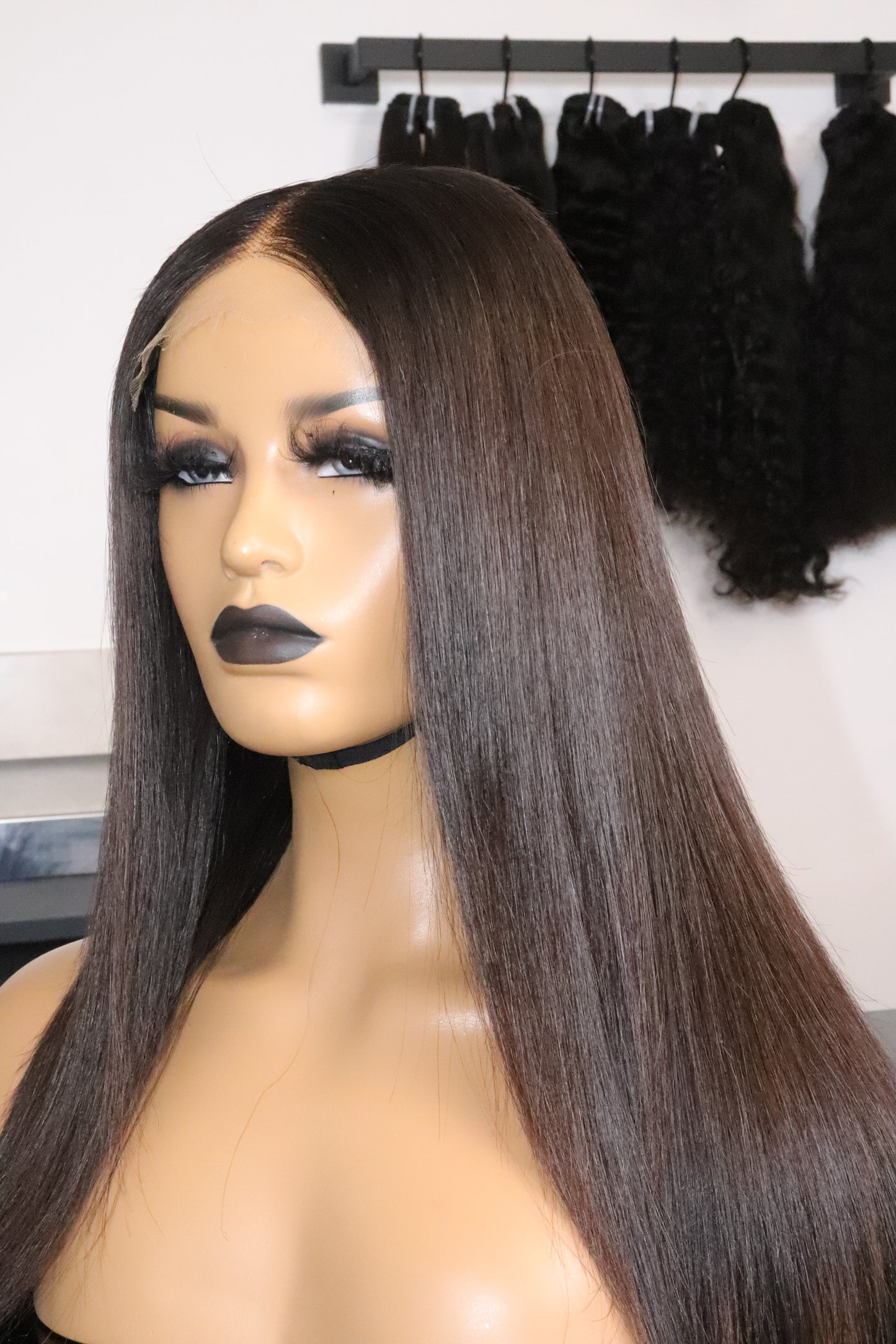 TALIA | RAW STRAIGHT CLOSURE WIG