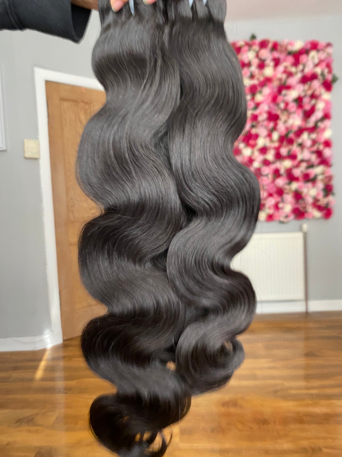 Luxury Virgin Wavy Extensions